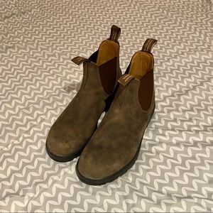 Size 9.5 Blundstones